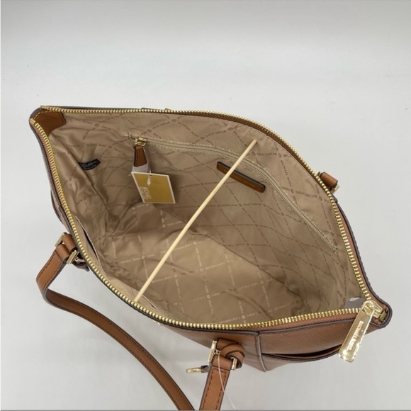 Michael Kors Large Charlotte Tote Bag Luggage - Picture 6 of 8